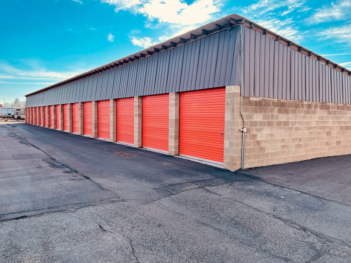 10 Questions to Ask When Renting a Storage Unit